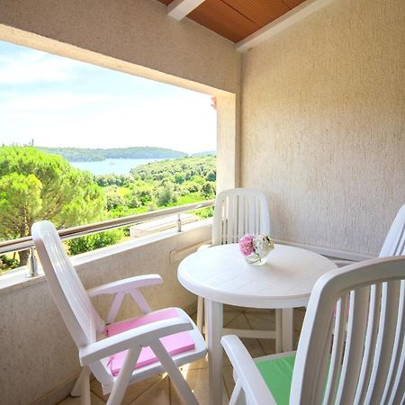 Apartment Ivis Vinkuran Bagian luar foto
